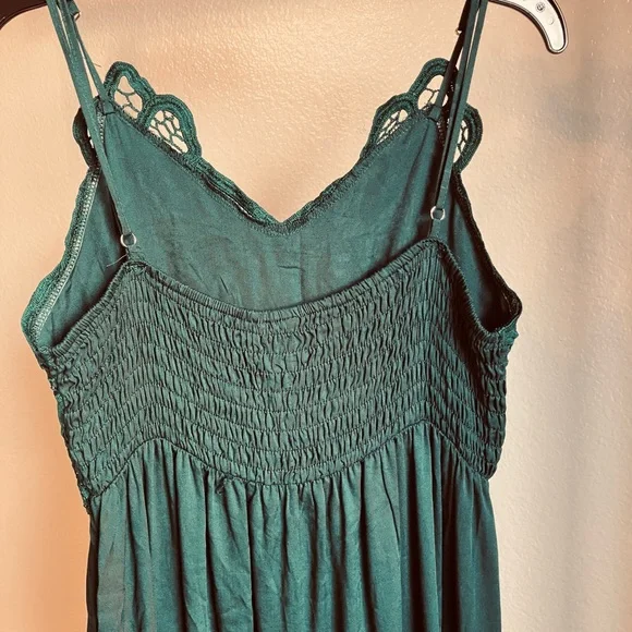 Maxi Dress Emerald Green Lace - Picture 4 of 6